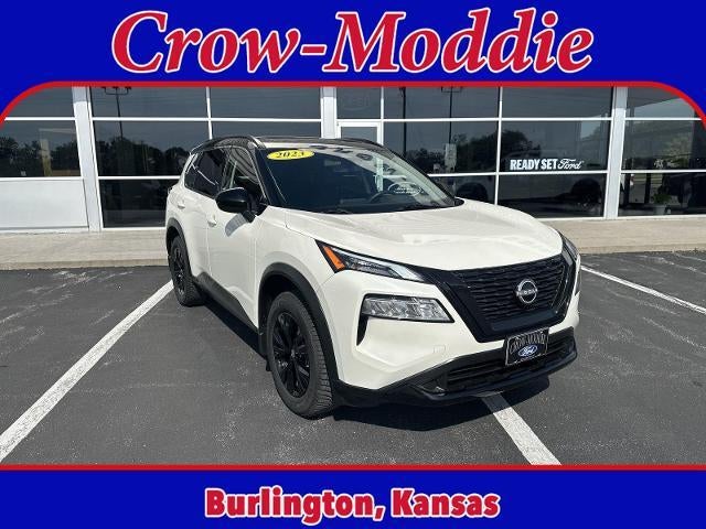 2023 Nissan Rogue AWD SV *Ltd Avail* in Pearl White Tricoat/Super Black — front three-quarter view